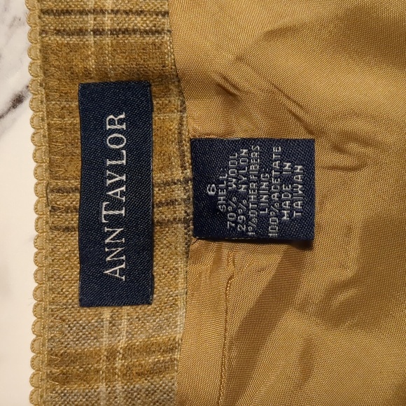 Ann Taylor - Tan Plaid Wool Skirt - Picture 5 of 8